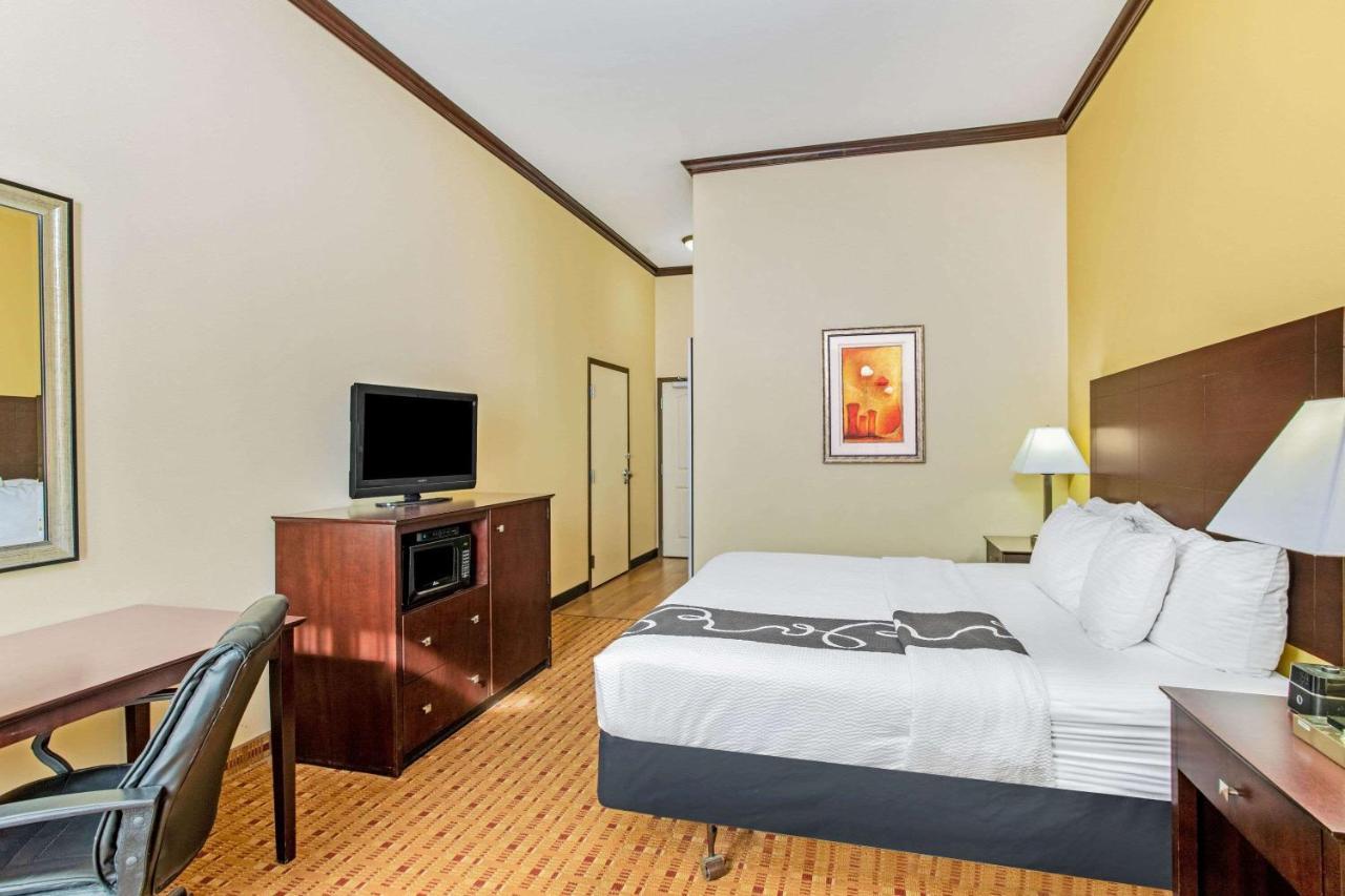 La Quinta By Wyndham Ennis Hotel Kültér fotó