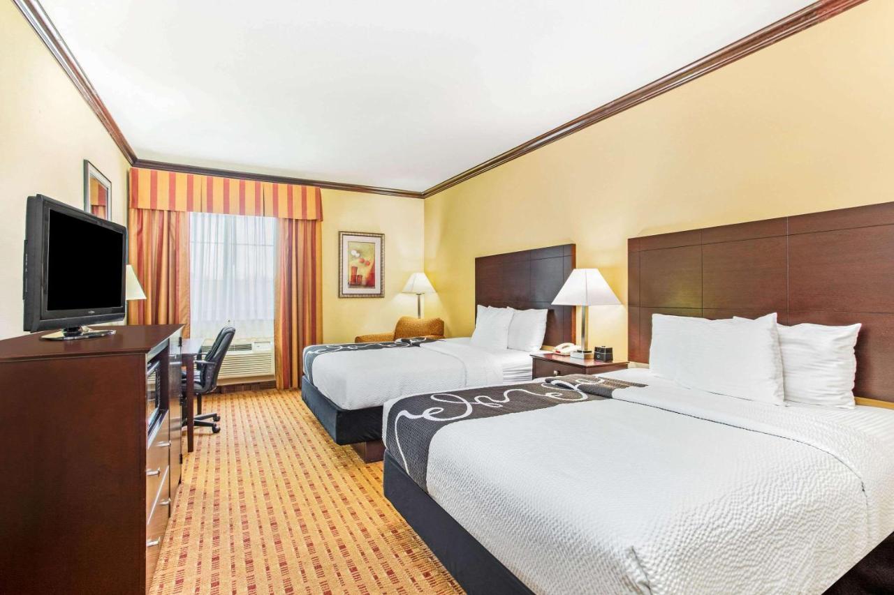 La Quinta By Wyndham Ennis Hotel Kültér fotó